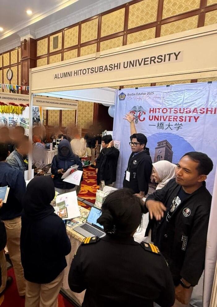 5 - Visitors Consultation.jpg